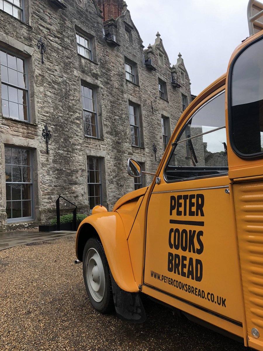 Me out today in Hay. #citroen2cv #Realbread #hayonwye