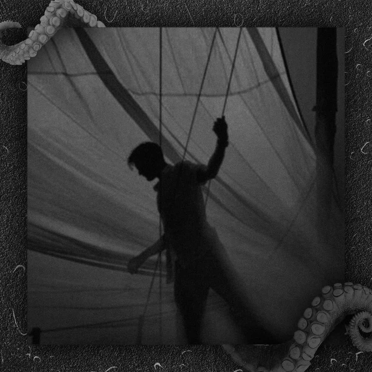 darkospodcast's tweet photo. Oi gente
Acaba de sair nosso novo EP ''O baleeiro''
Espero que gostem, e novamente
LIKE + RT = Sua viagem de barco não vai ter surpresas hehe 

Spotify: https://t.co/BJjz15t3zk

Youtube: https://t.co/OAbtA7KmIf

#podcast #Terror #kraken #mar https://t.co/MZJsvrXtwy
