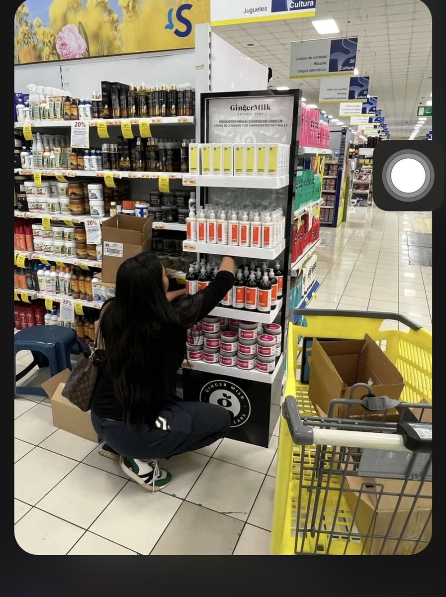ysmelrosario's tweet photo. @lacarminjpg Mi contacto en #gingermilk me acaba de enviar foto de que restock en proceso https://t.co/zhI3IfMrOq