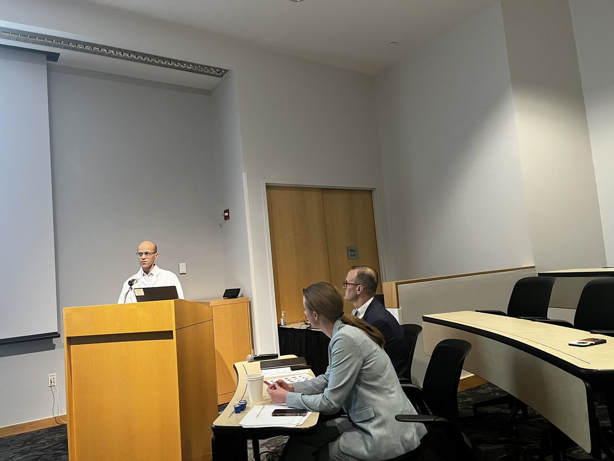 WSmelser's tweet image. 2023 @WashU_Uro Justin J. Cordonnier Visiting Professorship featuring senior/junior faculty pairing of @JMHolzbeierlein &amp;amp; @CKowalikUroMD of @KHS_Urology. Exceptional 2 days of teaching, camaraderie, and resident and fellow-oriented education. I’m thankful to have both as mentors!