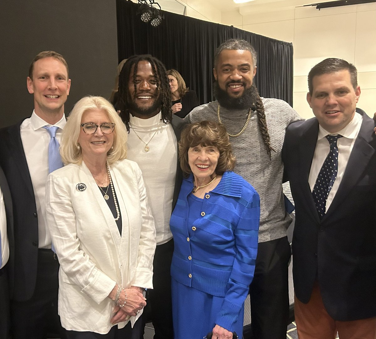 PSUImpactAward's tweet photo. More pics from the @PSUImpactAward Show last night. Congrats again to Bill Spoor &amp; @AaronMMaybin &amp; @RealMikeRob @francoharrishof —Thanks to host @Todd_Blackledge. Catch the Broadcast this weekend—check listings at https://t.co/VecQpB5w8Q https://t.co/AxnEJSoLld