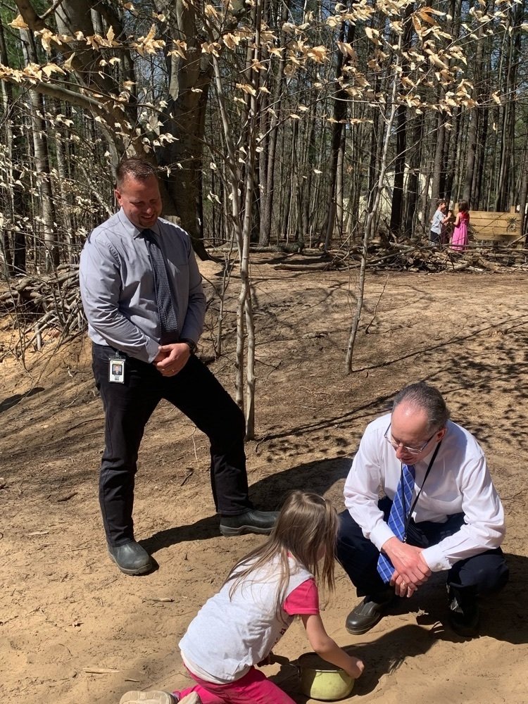 haleshawnj's tweet photo. State Superintendent Dr Rice visited Midland County today. It was a wonderful privilege to share with him the wide variety of opportunities our Midland County Schools offer. BC was proud to share our Nature Education program! https://t.co/n1rTm8vrfj
