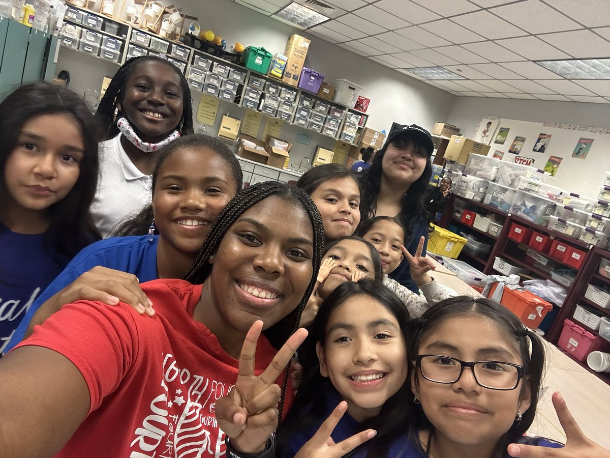 GirlStart Showcase!! ☺️☺️ I’m so proud of these group of 4th and 5th grade students. They have made this year of a blast. I’m so grateful to have the opportunity to be part of this amazing program with them. <a href="/ExplorersCol/">Collins Elementary</a> #STEMrocks♥️♥️