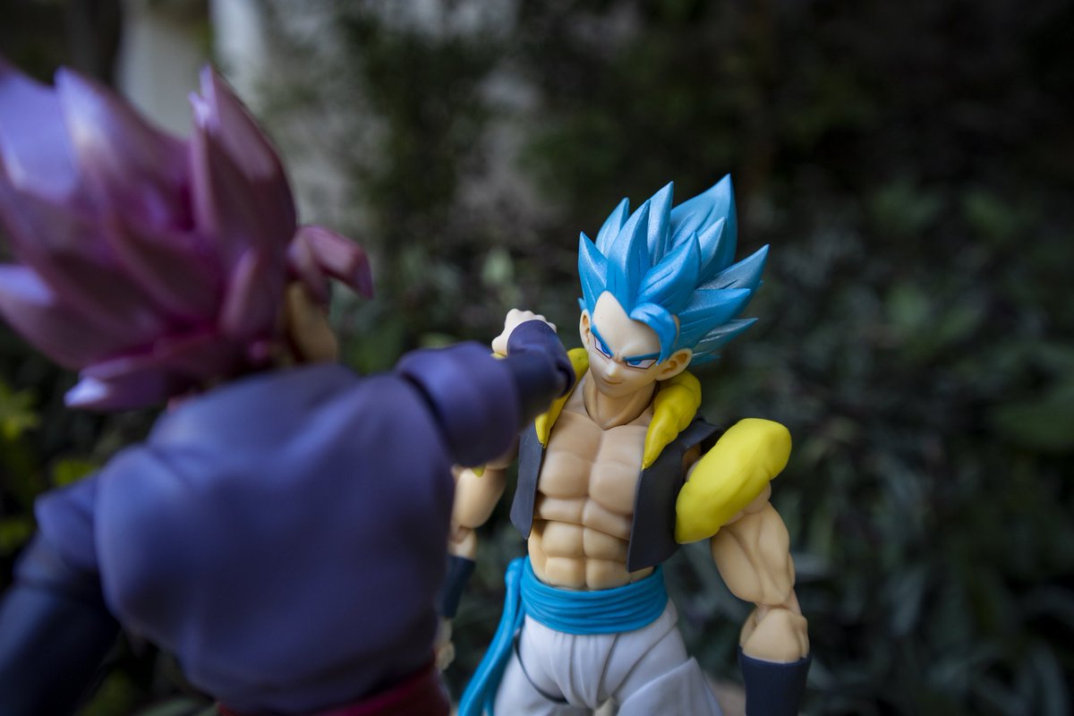Torocollect's tweet photo. Tretaaaaa

#イラスト #ドラゴンボール #イラスト #ドラゴン
#dragonballustration #dragonball
#goku #gokugod 
#blackgoku #gokugod #god 
#blackgokurose #zamasu #dbs #green 
#dlbzfans #dragonball #shfiguarts #shfiguartsdragonballz #shfiguartsdragonballsuper #gogeta #gogetablue https://t.co/AGh80I5KY6