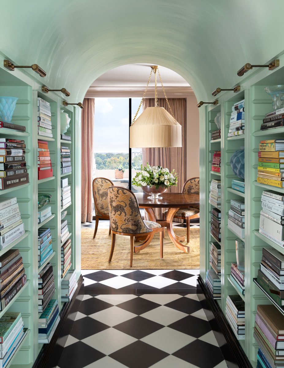 world_of_ronati's tweet photo. The combination of two unlikely #interiordesign styles, #FrenchArtDeco and #BermudaStyle, resulted in a playfully #eclectic home. Tour a glamorous Atlanta apartment by Beth Webb. via @1stDibs #vintage #antique https://t.co/PgZG75sEnE https://t.co/QVuM5DQioe