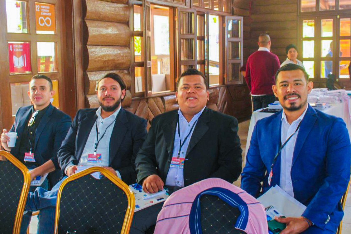 ConapejSv's tweet photo. Junto a nosotros se encuentran participando Consejos Nacionales de Brasil, Colombia, Costa Rica, Honduras, México, Panamá, República Dominicana.

#CONAPEJ | #DerechosJuventud | #CojuvehHonduras https://t.co/KgveM1Q3pt