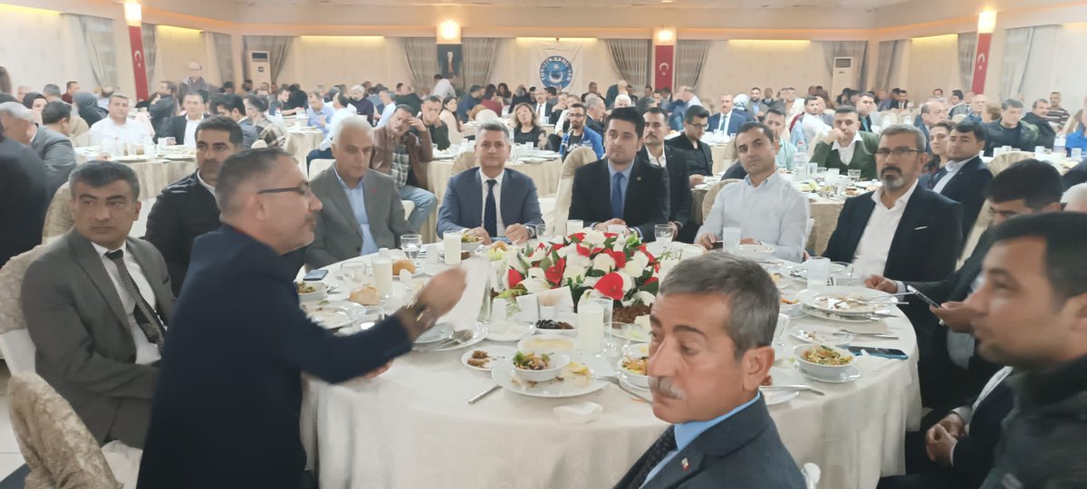 mhpadanasim's tweet photo. MHP İl Başkanımız Yusuf Kanlı, Milletvekillerimiz Muharrem Varlı, Ayşe Sibel Ersoy, MYK Üyemiz Uğur Öztürk,İl Divan Kurulumuz ve Milletvekili Adaylarımızla birlikte, milli sendikacılığın temsilcisi Türkiye Kamu-Sen İl Temsilciliği'nin düzenlediği istişare toplantısına katıldılar. https://t.co/aGaPZFMmFi