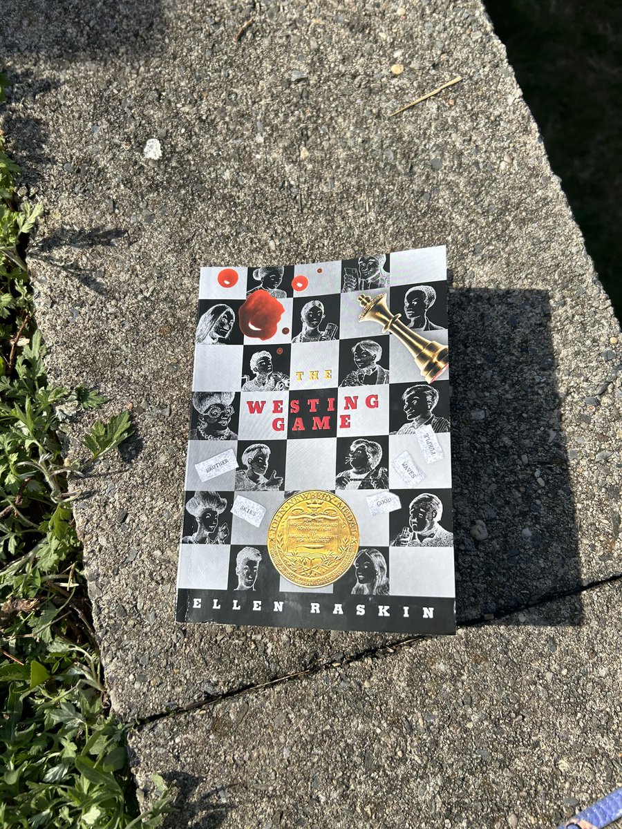 MrsMoll_'s tweet photo. Couldn’t miss the opportunity to take the kids and their books outside to read in the warm sunshine this week☀️📖 #RSDproud https://t.co/gOzLUyC2pL