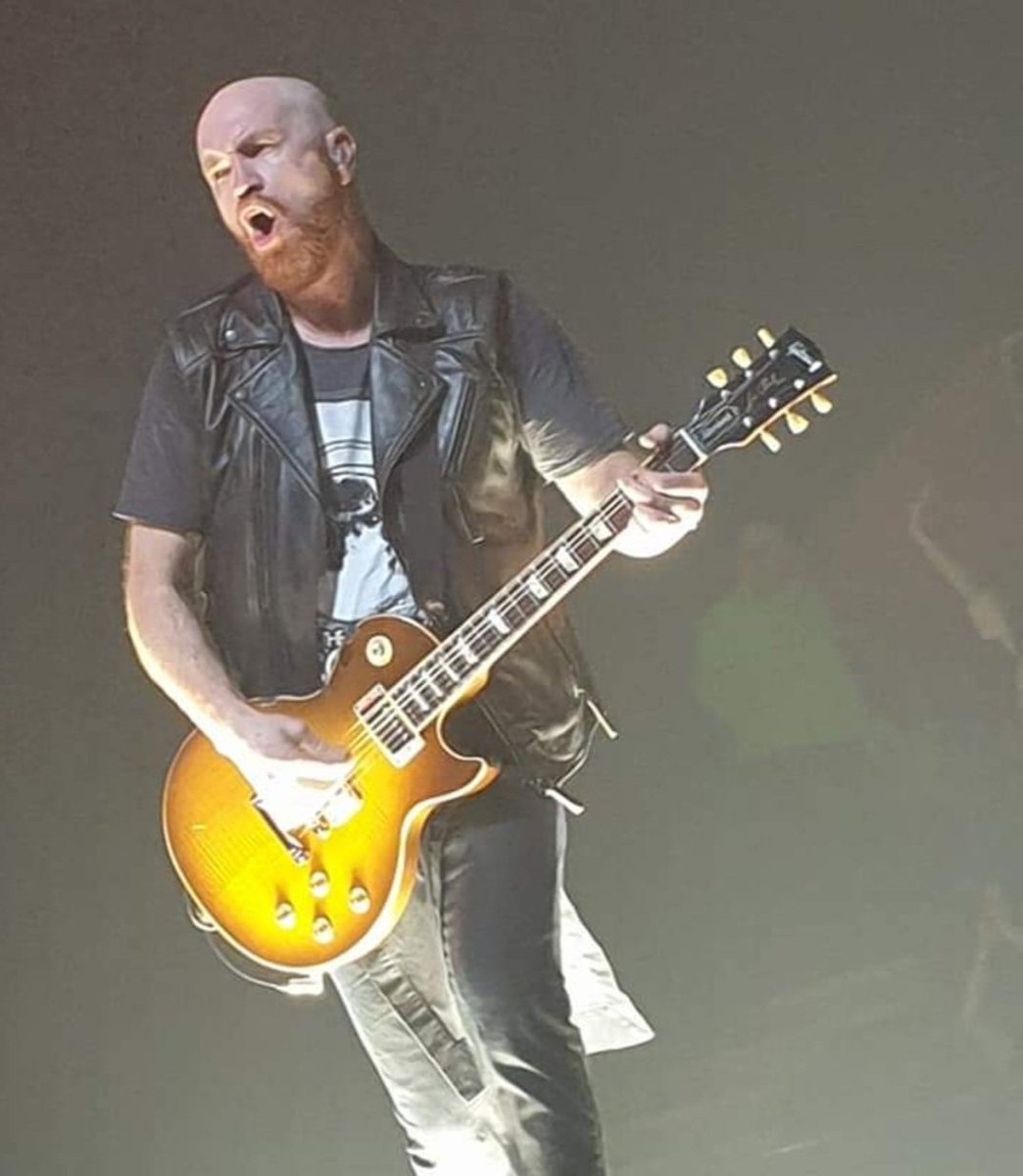 SamScript247365's tweet image. I have no words I'm shocked speechless &amp;amp; completely heartbroken 💔🥺 #RipMark fly high you will be missed sooooooooo much my love thoughts and prayers are with all his family &amp;amp; loved ones. @TheScript_Danny &amp;amp; @glenofthepower my heart is with you and ill always support you 💜💜💜