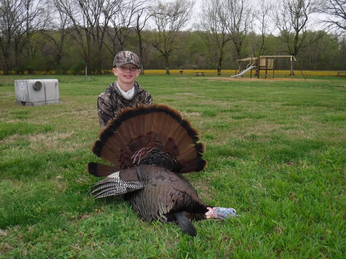 Turkey hunters have some big shoes to fill this weekend. Youth hunters gave it their best last weekend during the annual youth quota turkey hunt. #mylbladventure landbetweenthelakes.us/hunting