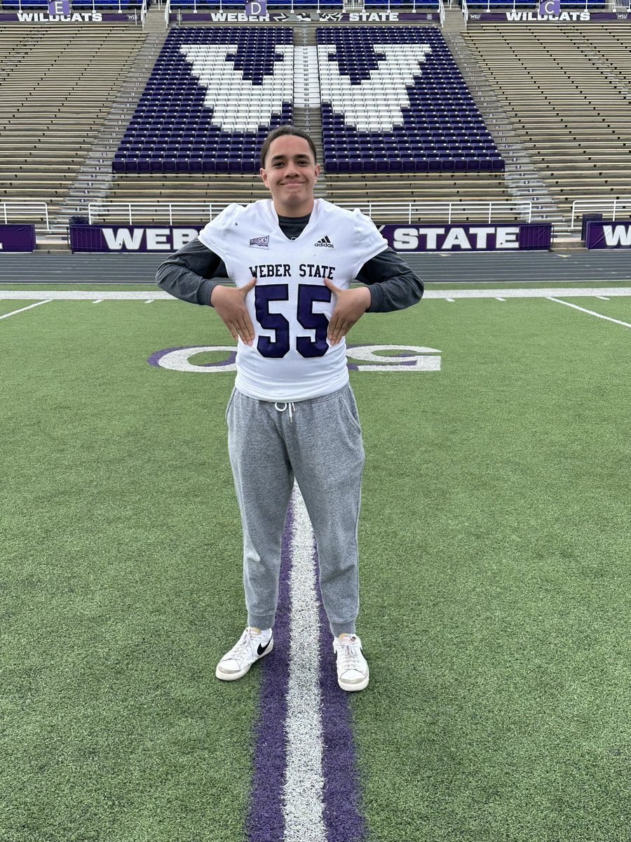CollenMaugaFB's tweet photo. Great unofficial visit to @weberstatefb with @kanuch78! Great to tour the facilities and hear from coach @Tana_Vea and @CoachBrentMyers. @Tmaugs @MaxHarmer75 @skyler_ridley https://t.co/JmLbJqTr9Z
