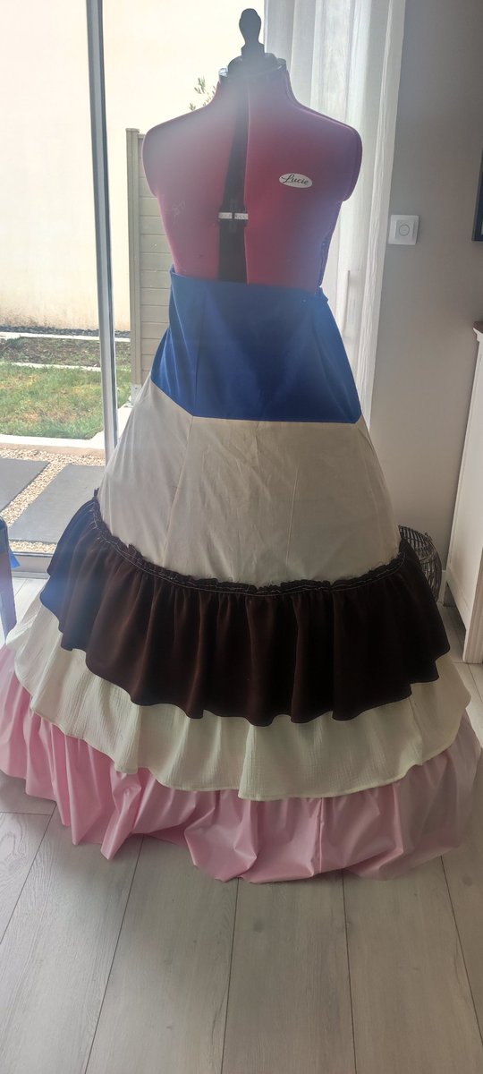 lady_octo's tweet photo. Ça avance ça avance ce projet 🍨
#Miraculous #MiraculousCosplay #Andreleglacier #Glaciator https://t.co/WQF6JVL9Mh