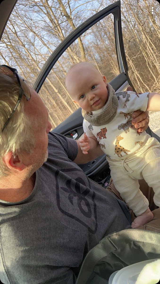 First of many field visits with Papa 🥰
#papalivesinaHagienow #plant2023