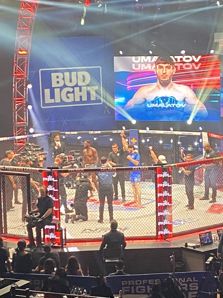 ConditionTalk's tweet image. Magomed Umalatov def. Dilano Taylor by 1st round TKO @pflmma 

#pfl #pflmma #pfl3 #pfl2023 #mma