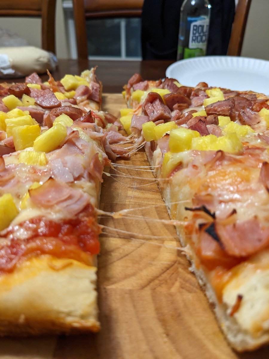 ピザピザピザピザピザピザピザピザ
little bit of grinded butter with garlic