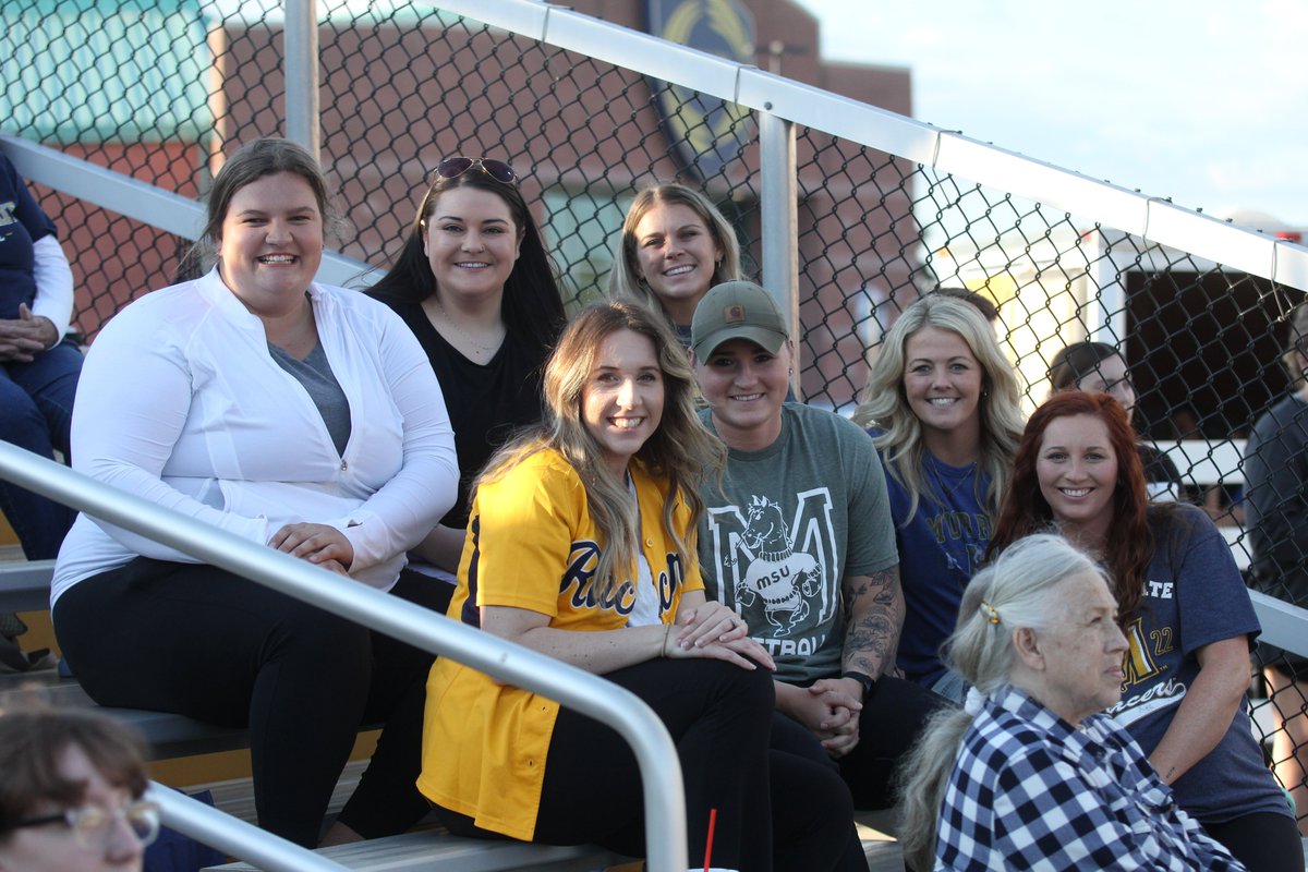 RacersSoftball's tweet photo. Familiar Faces 👀 https://t.co/eMDgKYxmLo
