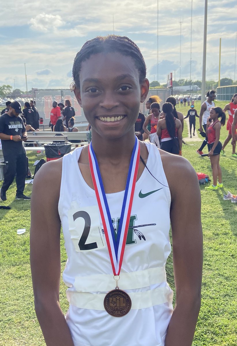 Waxgirlstrack's tweet photo. AREA QUALIFIER!! 3rd place in the 100!! Another season best!!! https://t.co/XfyhyvcCjJ