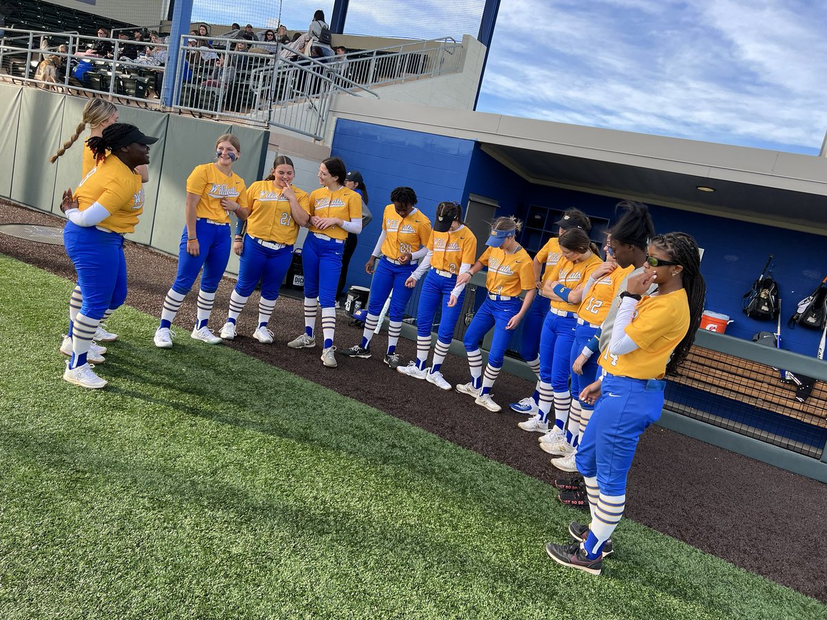 This group is special. Way to fight back and get three conference wins this week.