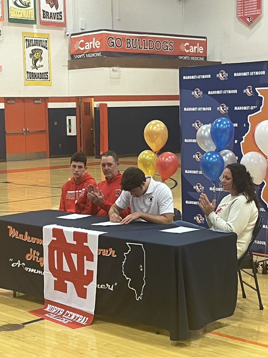 M-S Bulldog Football tweet media