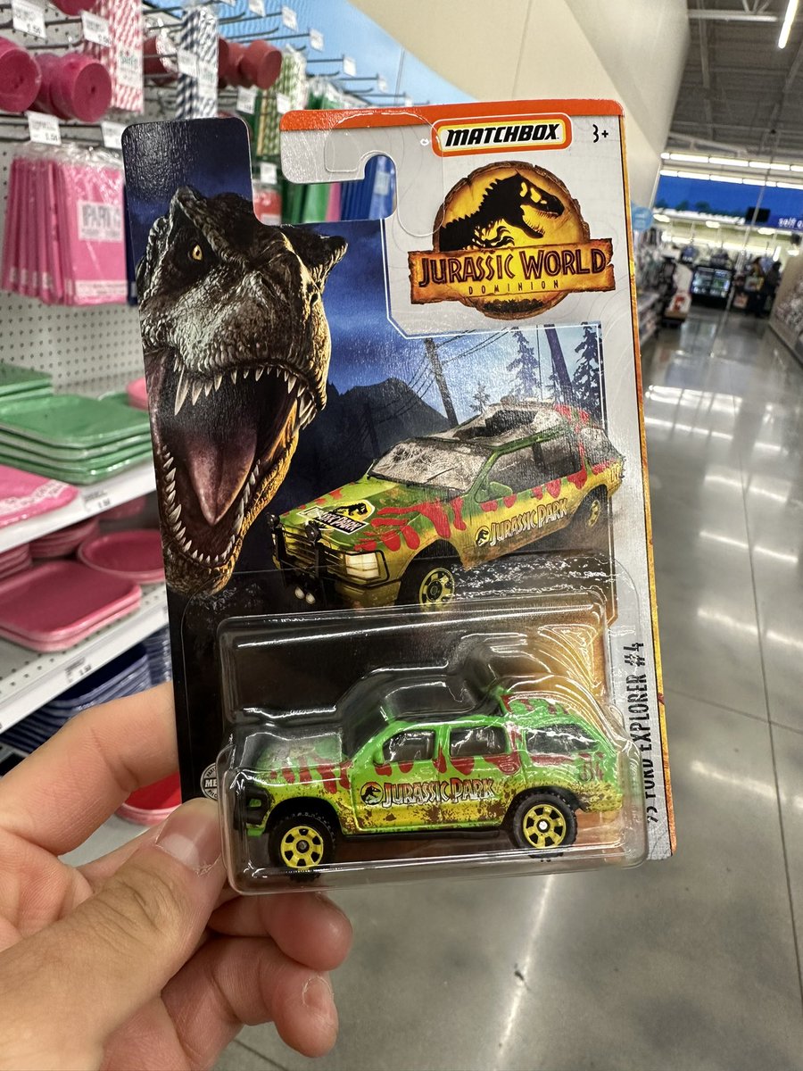 007Efrain's tweet photo. Pensé que nunca la encontraría 👊🏼#jurassicpark #matchbox https://t.co/qtjY5BmEsR