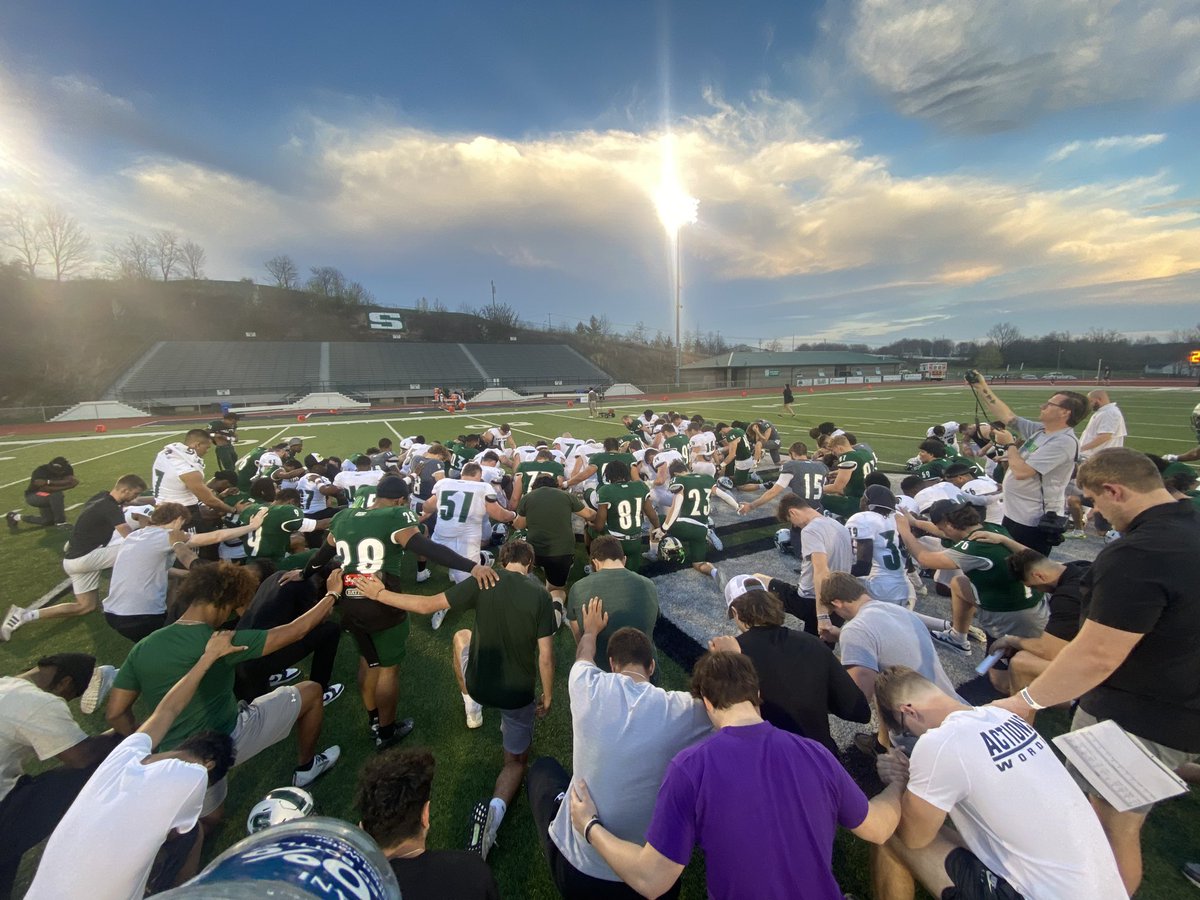 #Brotherhood <a href="/SRURockFB/">Slippery Rock Football</a> 🏈