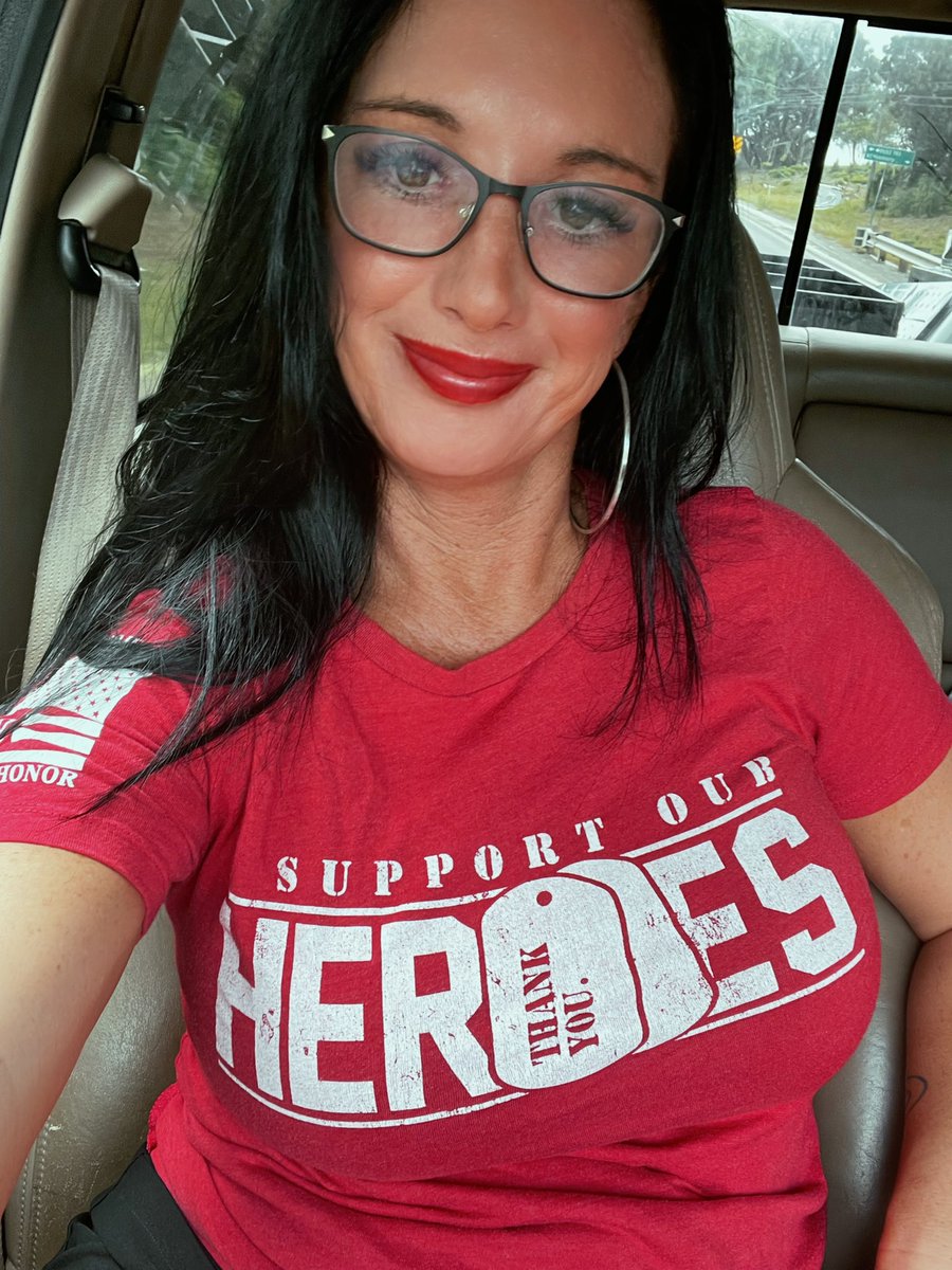 It IS RED Friday. This doesn’t mean that a single day goes by without genuine gratitude and appreciation for those that serve. I do wear red of Fridays to try to help remind others.  So thank you to all that serve ❤️ #thankyou #REDFriday #realheroes