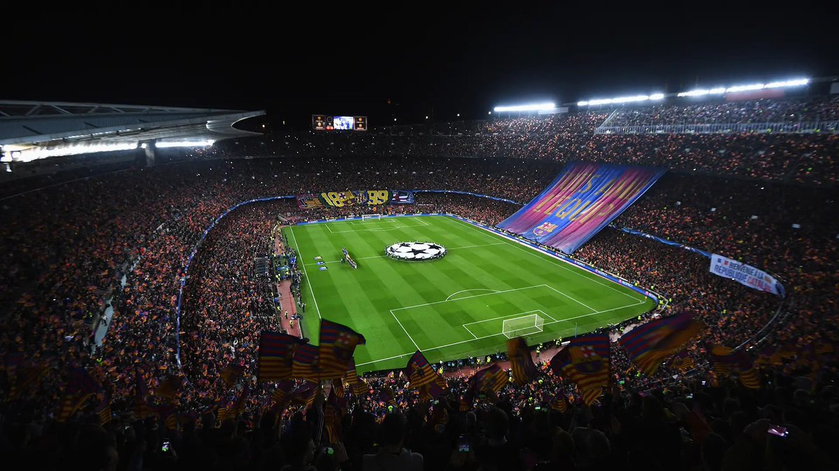 amin_fcb10's tweet photo. Así estaba el Camp Nou en la vuelta después de perder 4-0 contra el PSG. Lleno al 100%. El resto es historia. 

No todos pueden. https://t.co/89mG8eUVUm