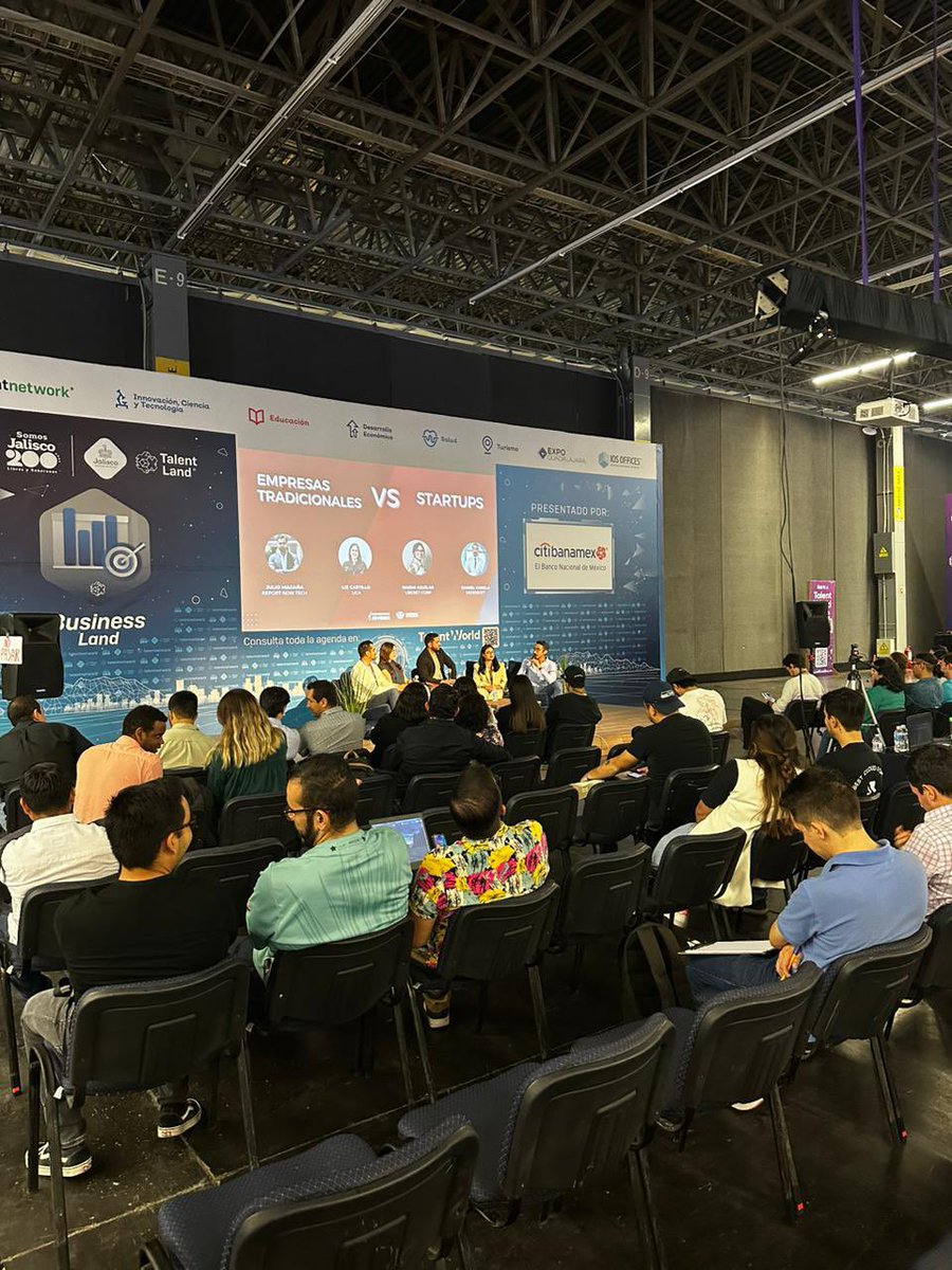 ejccgdl's tweet photo. El día de ayer realizamos el foro startups vs empresas tradicionales en @talentrepublic_ , muchas gracias a todos los que participaron, nos vemos el siguiente año! https://t.co/jgKzrZJMuH