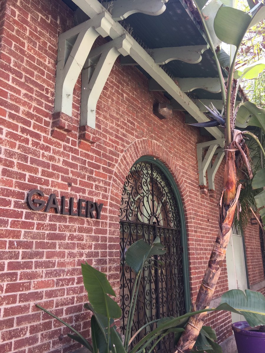 PlazaDeLaRaza's tweet photo. ☀️ PLAZA DE LA RAZA hosts LACHSA Visual Arts Spring Exhibition: POINT OF ORIGIN!

Opening Saturday April 15th 10am-2pm at the Boathouse Gallery!
&amp;
LIFE DRAWING WORKSHOP with LACHSA students! 

#plazadelaraza #lachsafoundation #artgallery #eastLA https://t.co/kGl97a7eQj