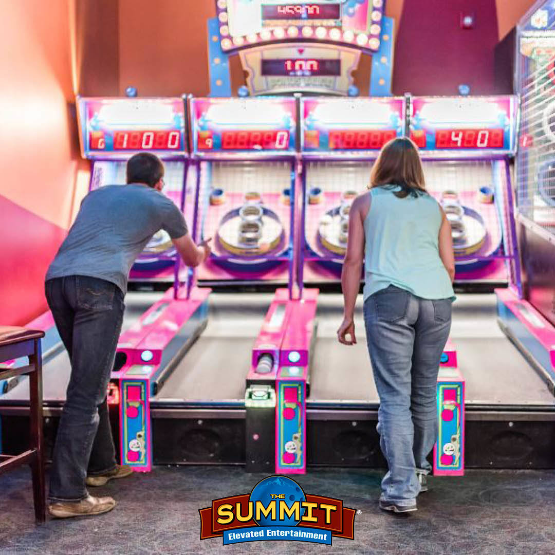 SummitWindsor's tweet photo. Start the weekend off right with some fun!

Kids and adults love playing our arcade games, bowling, and laser tag.

#Bowling #LaserTag #Arcade #WindsorColorado https://t.co/YZB9T9JfpR