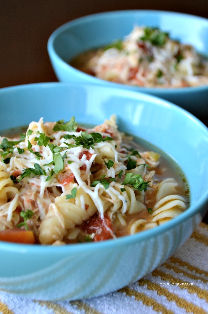 Chicken Parmesan Soup, made in the slow cooker, is a delicious twist on a classic Italian dish. 😋 This recipe has all the same great flavors that you get in the classic Italian Chicken Parmesan dish. 

Get the recipe: aamom.co/2dlao1