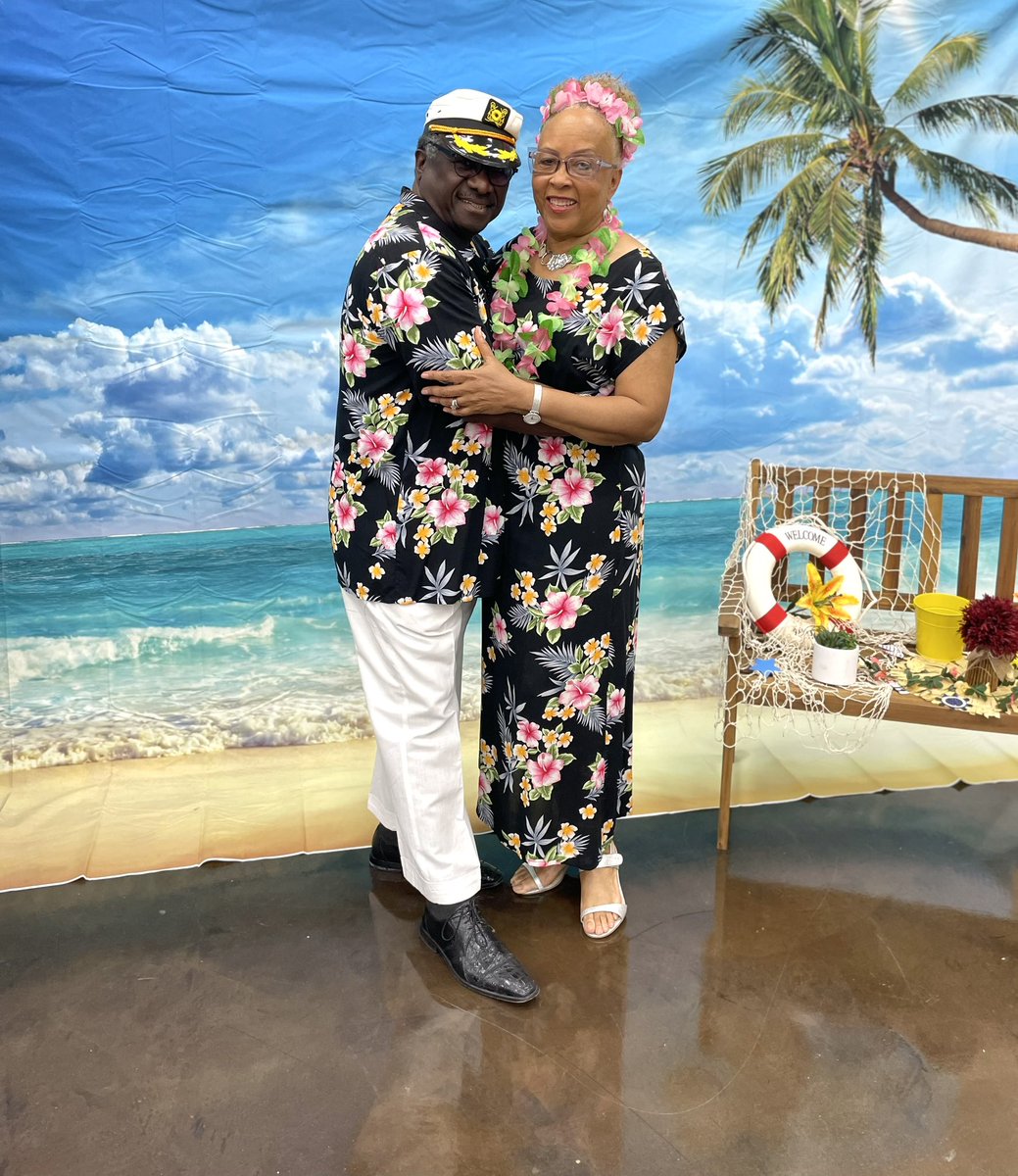 CgossM's tweet image. Excitement is brewing…@BSCoC Annual Awards Gala is in full force. It’s a community affair!! #EDLDChronicles #Commitment2Community #LeadershipMatters