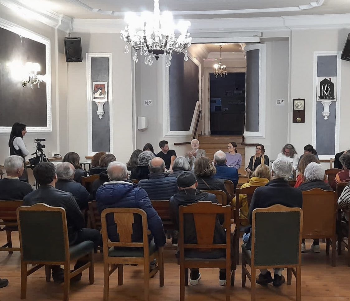 💜O CASINO SEGUE EN PÉ💜 Grazas *s soci*s por estar e por querer seguir adiante. Recorreremos e chegaremos ao final, ao único final xusto: salvar o Casino.
#SalvaOCasino