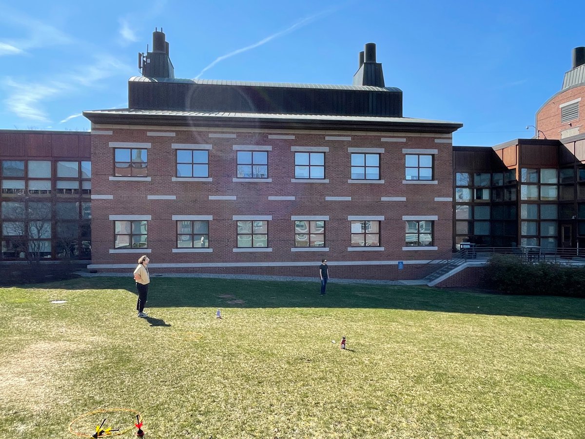 New lab photo, new lab swag, afternoon lawn games, hosting a <a href="/jacksonlab/">The Jackson Laboratory</a> blood themed happy hour…. But the icing on the cake this week was celebrating <a href="/jaynathemistry/">Jayna Mistry</a>’s new LLS career development award!!!! 🤩
