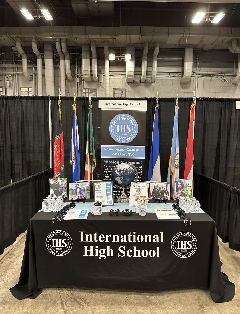 AngelWilson36's tweet photo. Our #LC2Crew principal group chat is blowing up on a Friday! So proud to call this place home and excited to meet so many promising teacher candidates tomorrow at our Career Fair. #BoldlyGo https://t.co/weA4vVPPwa