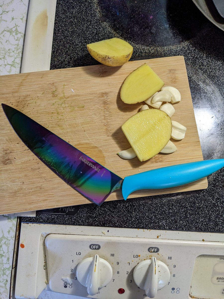 Maechael1916 tweet media