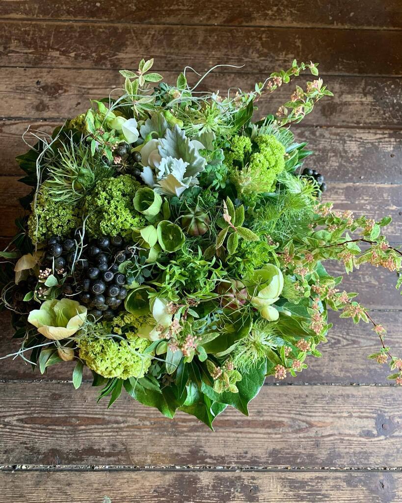 inotti87's tweet photo. ほんと毎朝新鮮に驚くけど、スマホの文字が見えんのよ。

#flower #flowers #dryflower #flowerstagram #flowerarrangement #flowershop #花屋 #花 #花のある暮らし #ドライフラワーのある暮らし #ドライフラワー #blue_water_flowers #西荻窪 #日常 https://t.co/fB1YC8NqVV https://t.co/1pkbl7QZha