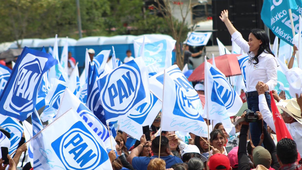 AlejandraDMV's tweet photo. ¡Las y los valientes de #NicolásRomero son invencibles! Sigamos unidos, convencidos de los cambios que queremos y defendiendo lo que hemos construido hombro con hombro junto a las familias mexiquenses. #AleGobernadora #UnirEsResolver https://t.co/MJ0mAVd29s