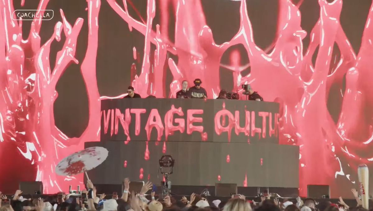 beatsrevolution's tweet photo. ✨🎡 @VintageCulture desde el #SaharaStage
@Coachella 2023 🔊🎶
Desde Indio, California, USA.
📺 https://t.co/Dn3sHN4aC8
#BeatsRevolution #Coachella #CoachellaOnYouTube
#PLUR #ElectronicMusic #MusicIsLife #Coachella2023 https://t.co/hknTfuUVfQ