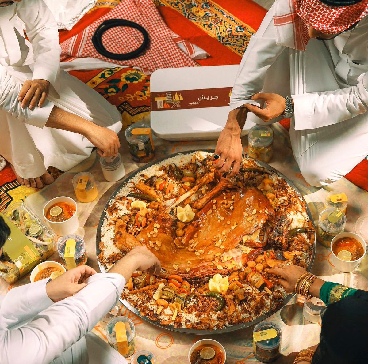 EPDA311's tweet photo. العيد قرّب .. 
وكل الناس بدت تحجز ولائم العيد
بشارككم آخر 5 تجارب لي في الولائم 
بالرياض مع أرقام الحجوزات👇🏼 https://t.co/m79TDZwWuf