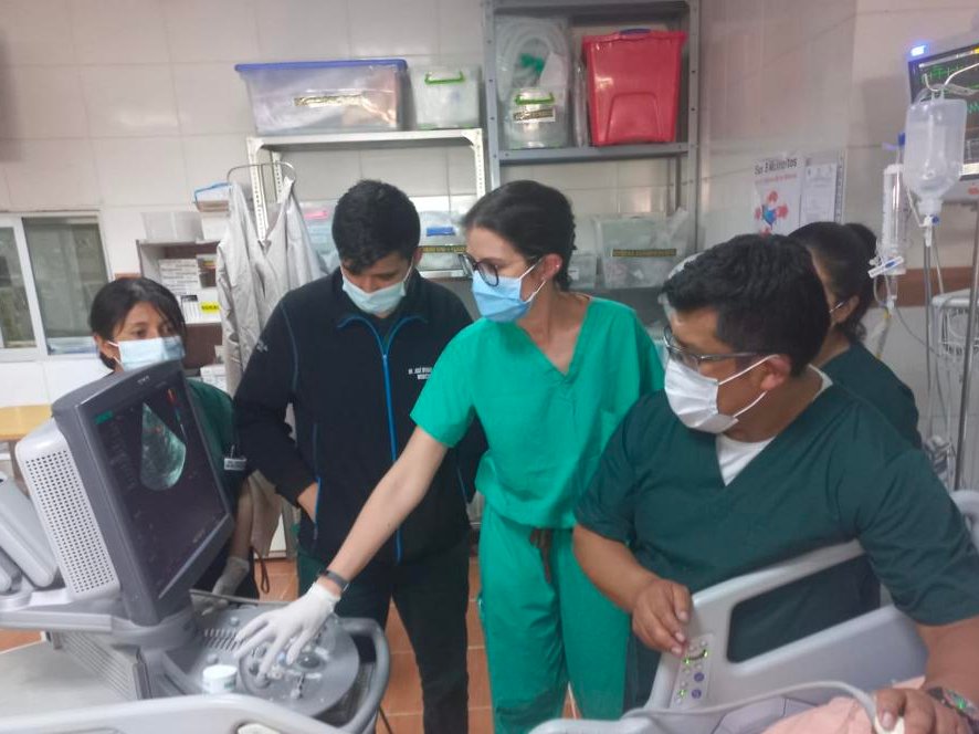<a href="/gkeetonMD/">Gabriela Keeton</a> <a href="/IlseEspina/">Ilse Espina</a> <a href="/MountSinai_ICCM/">Institute for Critical Care Medicine - Mount Sinai</a> Then off to do some bedside teaching on ultrasound!