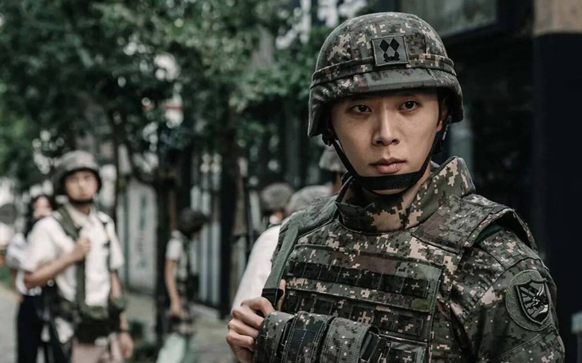 tang__kira's tweet photo. [ spoiler ]
Anjir makin sedih dah ini

Ternyata penggalan kata terakhir Letnan Lee di eps 6 drama 'Duty After School' tuh ditulis sendiri sama Shin Hyunsoo :")

Pas take pertama untuk scene itu, waktu sutradara bilang 'CUT!'
Langsung pada nangis semua begitu scenenya selesai.. https://t.co/eHNSVWATv1