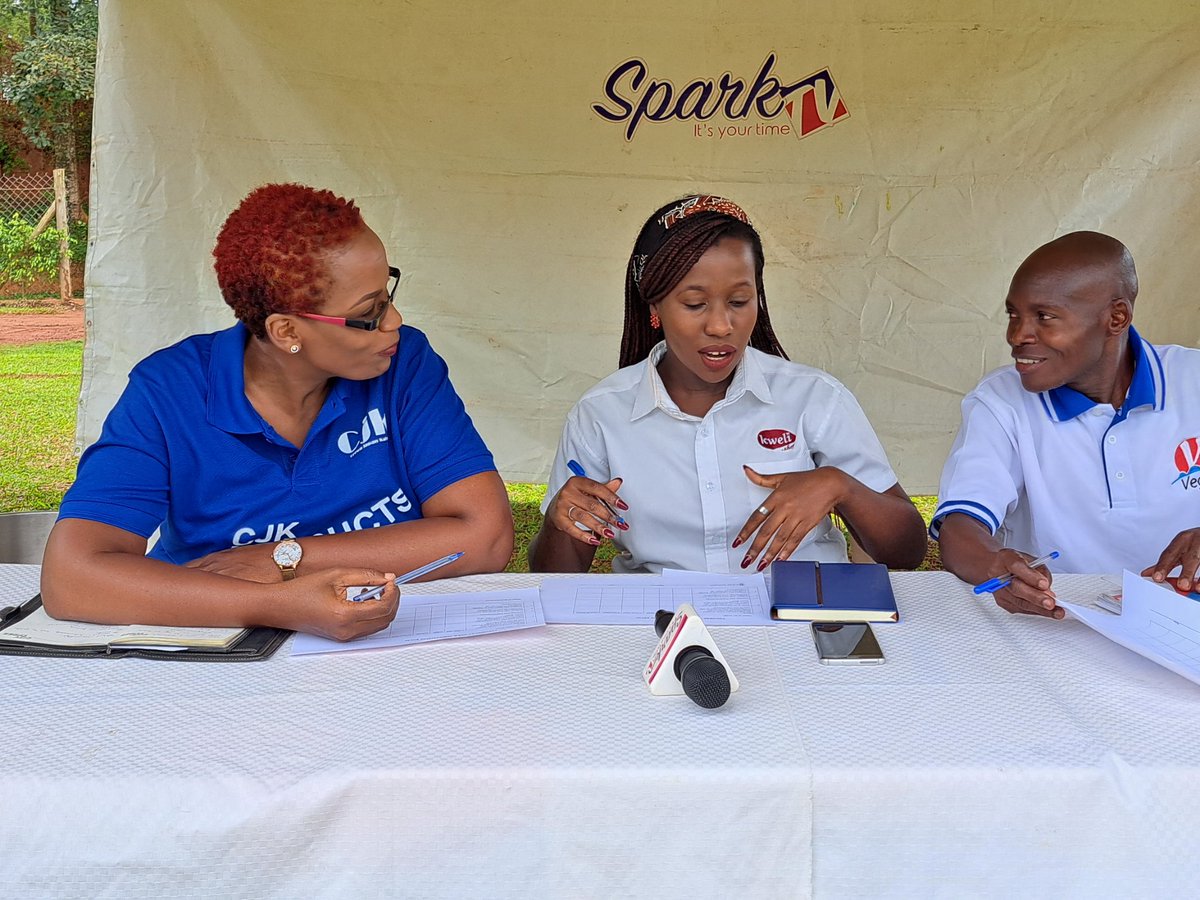 binababie30's tweet photo. Tonight on  @sparktvuganda,Tufumbe competitions at 8:30pm ne @DoreenNasaasira
Team Nasana against Team Kiboga tosubwa! 🤩 
#TufumbeKuSparkTv
#Saturdayplot https://t.co/tE72BYHGc3