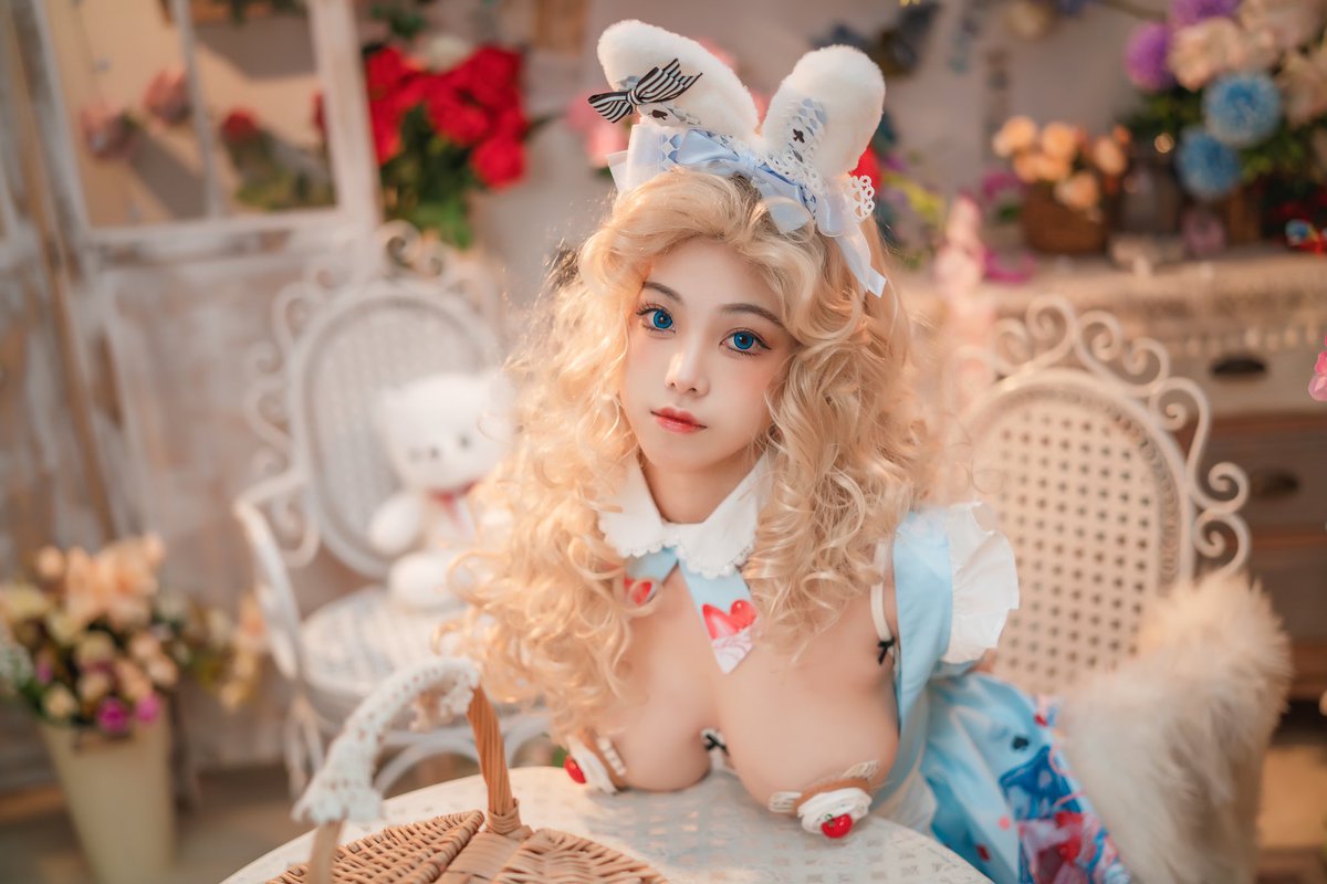 🎀🐰Alice in Wonderland🐰🎀

衣服@Nighty_Magic 
🎀🎀🎀🎀🎀🎀🎀🎀🎀🎀🎀
评论转发抽3⃣️兔子先生全图50p➕MV

完整版私信购买哦🥰 https://t.co/TWYFIerliB