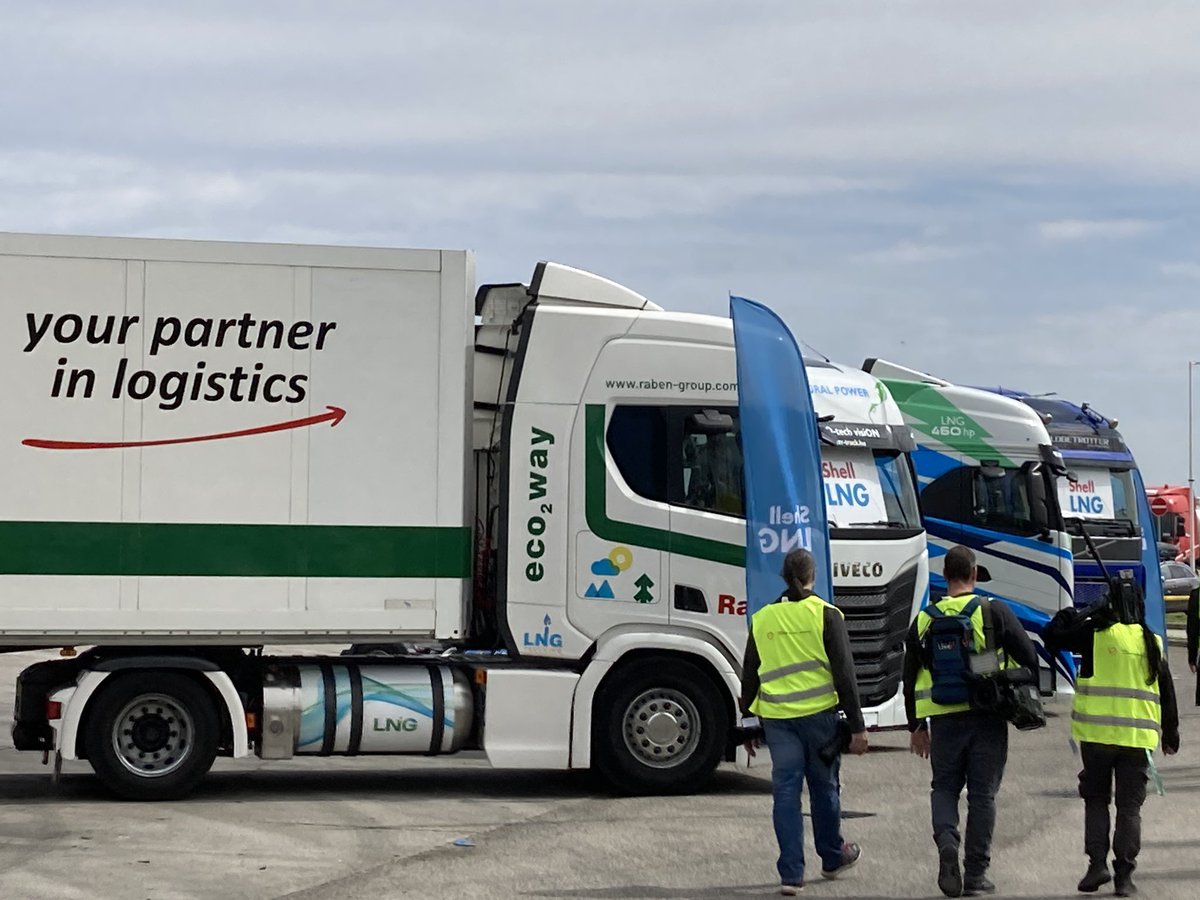 Matthias Maedge tweet media