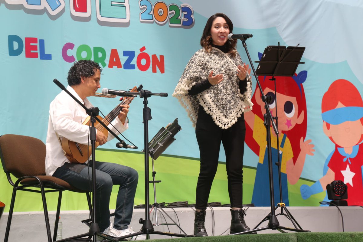 #JesKat #Arte #Cultura #EdoMéx

CONTINÚAN LAS ACTIVIDADES DE FESTÍNARTE 2023 EN EL VALLE DE TOLUCA Y LA REGIÓN DE LOS VOLCANES

bit.ly/3KGYrn5