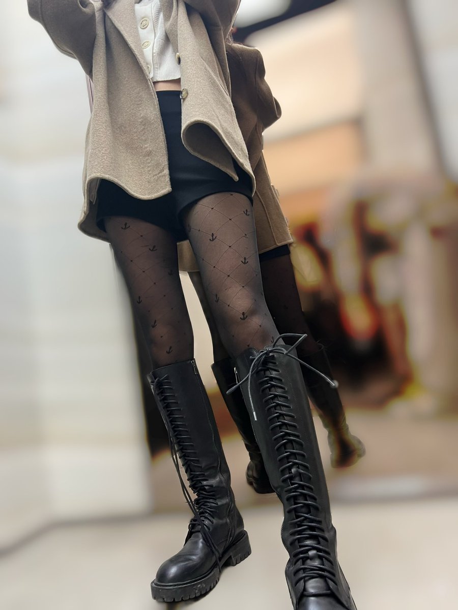 Nylon_Boy1's tweet photo. https://t.co/uoOlXhOA58