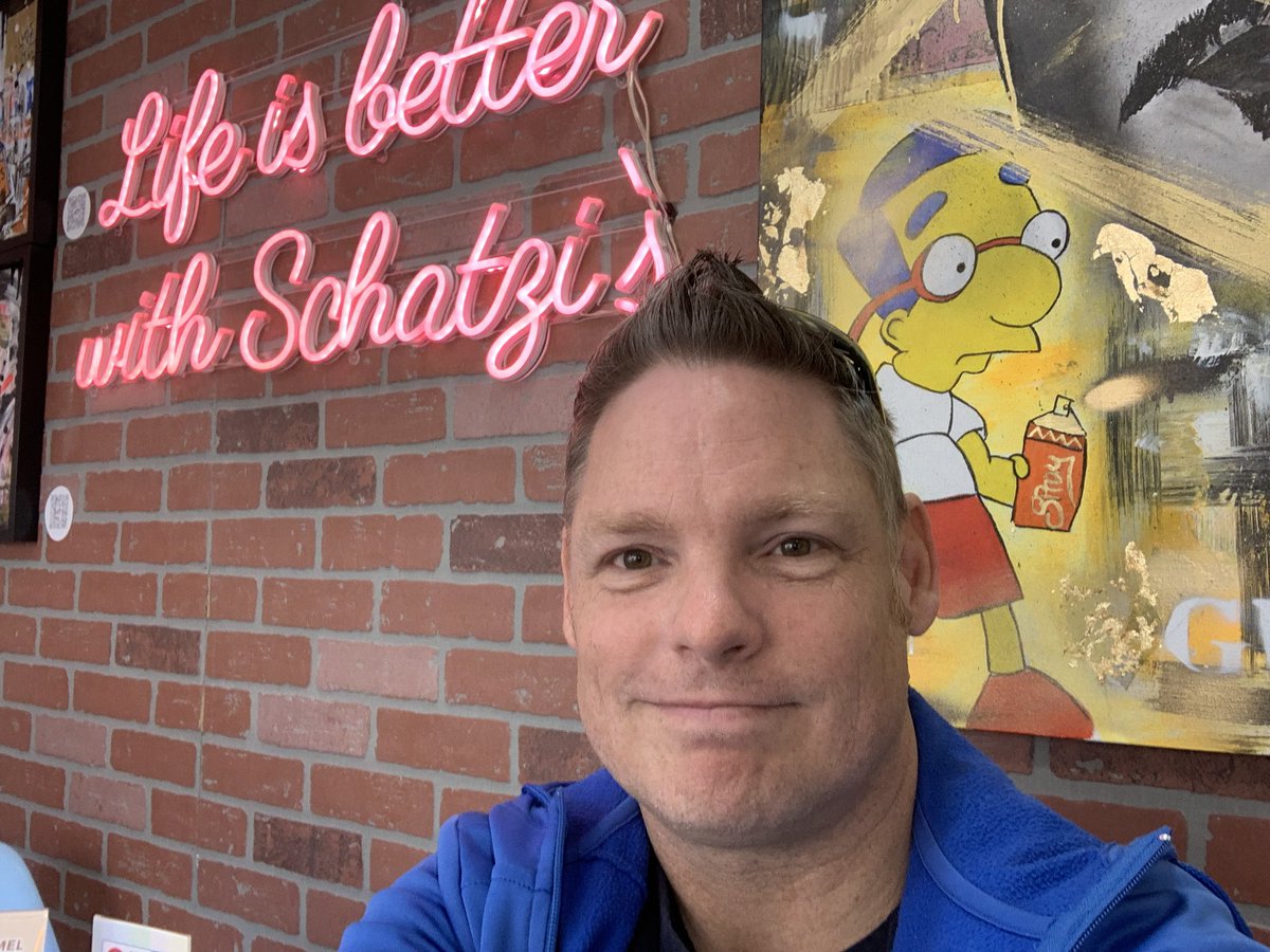 m_priemel's tweet photo. @christopperwien  war super lecker und schön bei Euch. Macht weiter so….#Backery #ShermanOaks #LA #GoodbyeDeutschland https://t.co/4GRzdMzBDr
