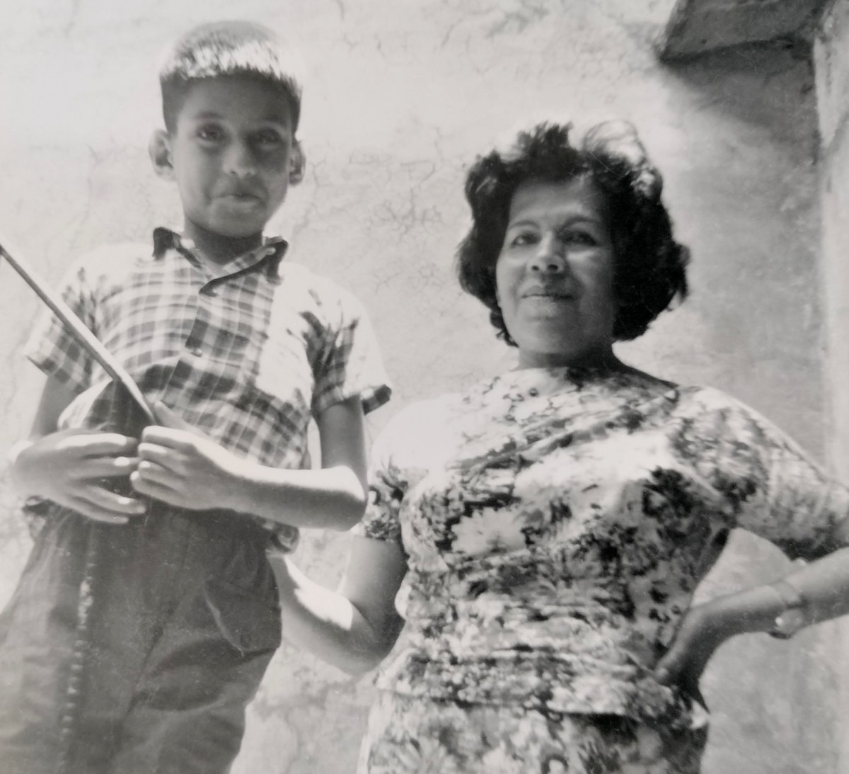 LuisEduardoRosM's tweet photo. El “pick up” en los años 60’tas …con mi mamá
https://t.co/MzB6vlxIHa https://t.co/2tUCtzG83b