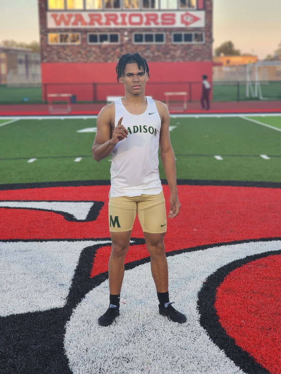 Madison Junior DeByron Boyd is continuing his outstanding season, winning the 200m at the Granite City Invite in a personal best time of 22.54 seconds. DeByron is part of the top 1A 4x100m and 4x200m Relay team's. Great job DeByron